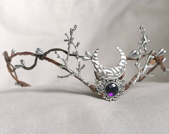 Tiara del bosque élfico con luna y ramas