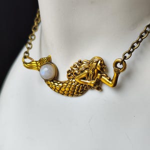 Custom Mermaid Necklace – Bronze Fantasy Pendant with Your Choice of Gemstone, Moonstone, Amethyst, Labradorite or Acrylic Beads