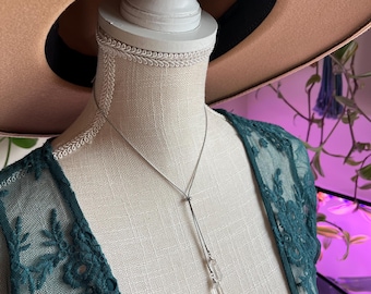 Adjustable Quartz Point Slider Necklace - Minimalist Crystal Jewelry with Chain
