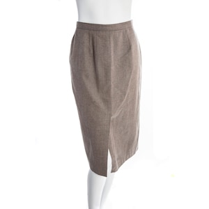 Vintage A-line wool midi skirt -- 70s 80s wool knee length skirt -- vintage neutral business skirt -- size xs