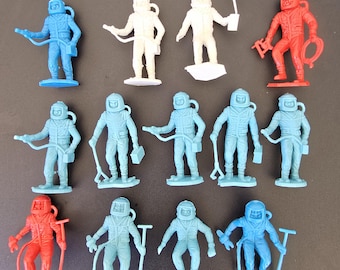 Vintage Apollo Astronauts | 1960s Marx Plastic Space Men Toy Figures