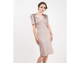 Vintage Norma Kamali / 1980s does 1940s Gray jersey bodycon dress / Wide shoulder S