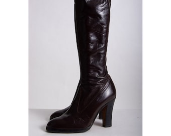 Vintage 1970s knee high leather boots / Stacked heel butter soft leather 6