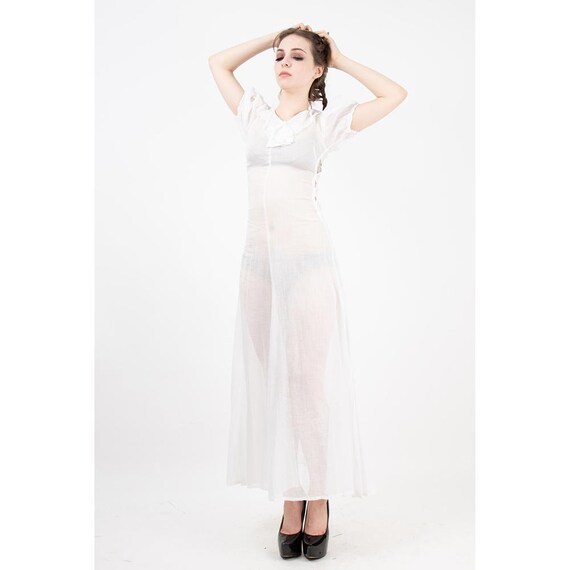 1930s dress / Vintage white sheer cotton voile gow