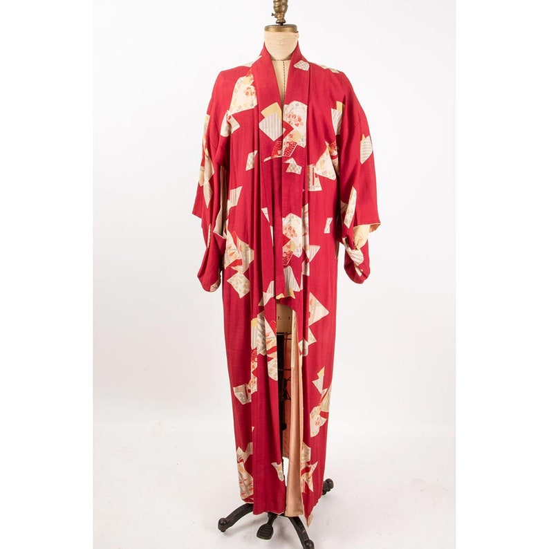 Vintage Japanese mid century print silk kimono / 1950s deep red crepe robe image 3