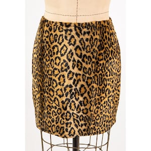 Vintage leopard faux fur mini skirt / 1990s Carol Little fuzzy skirt / S image 4