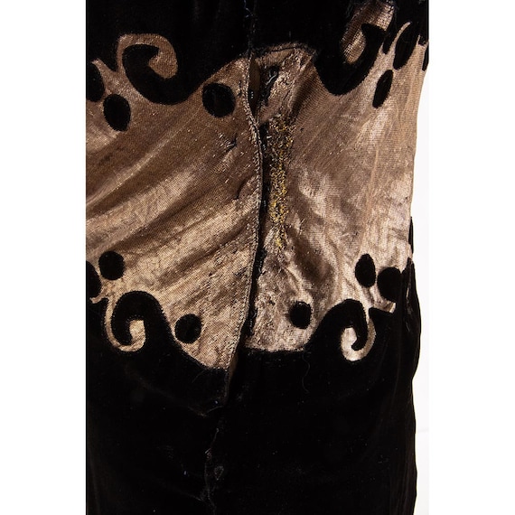 1930s dress / Vintage black silk velvet and bias … - image 7