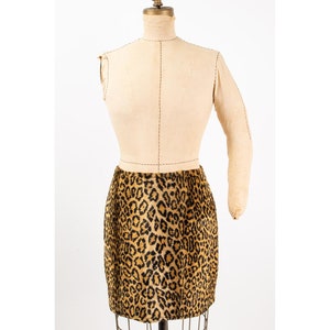 Vintage leopard faux fur mini skirt / 1990s Carol Little fuzzy skirt / S image 2