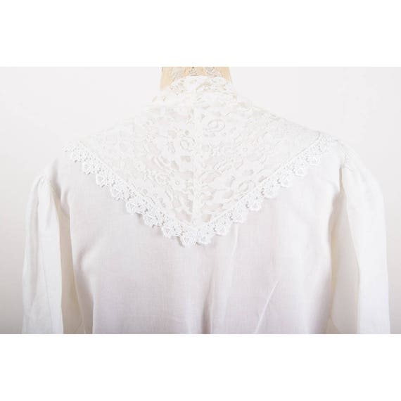 Vintage white middy style blouse / 1980s does 192… - image 7