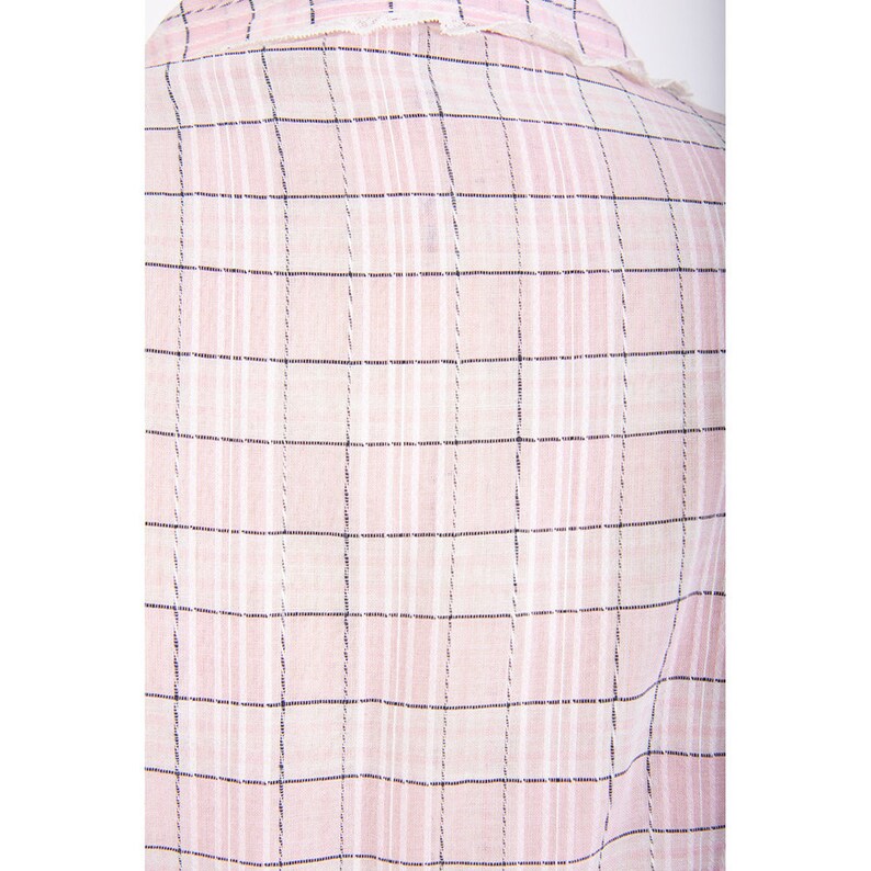 Vintage 1940s cotton day dress / Pink plaid summer weight / Pointed collar / M image 6