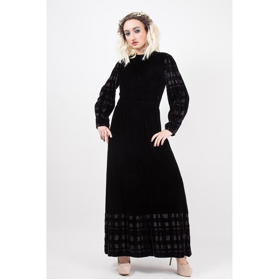 Vintage GIVENCHY / 1960s 1970s Maxi dress / Evenin