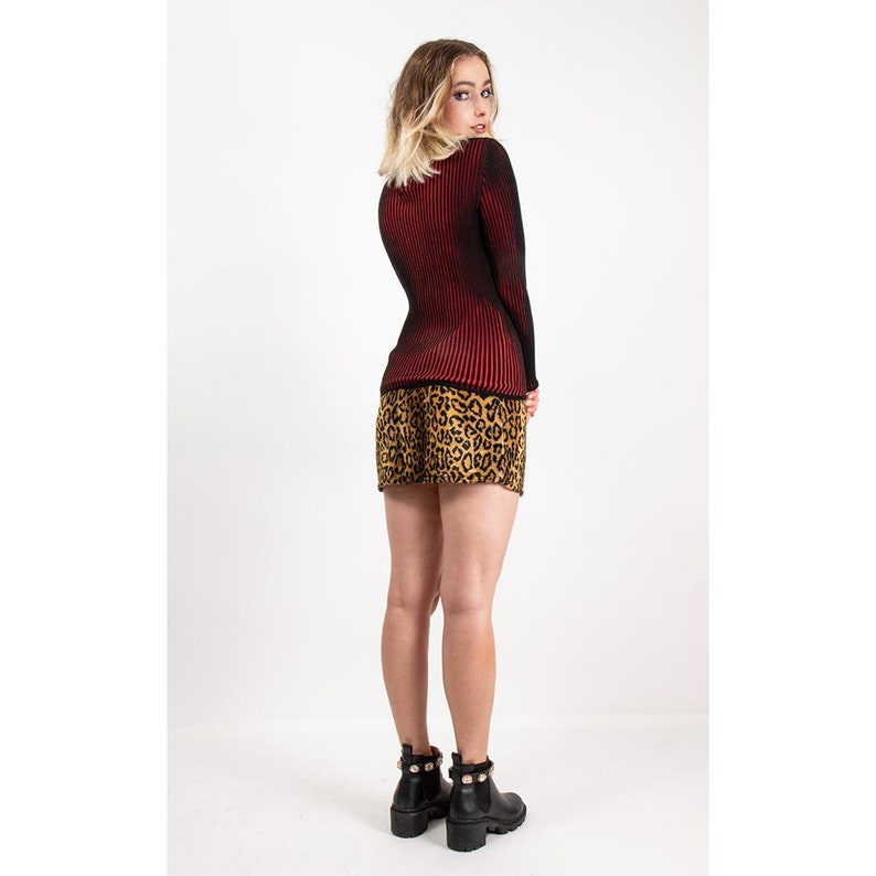 Vintage leopard faux fur mini skirt / 1990s Carol Little fuzzy skirt / S image 3