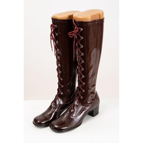 Vintage patent leather GO GO boots / 1960s 1970s v