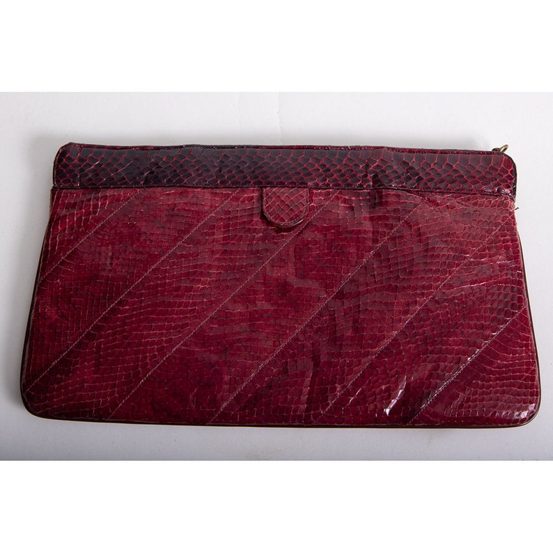 Vintage 1970s deep red snakeskin clutch / Large flat hinge open purse image 1
