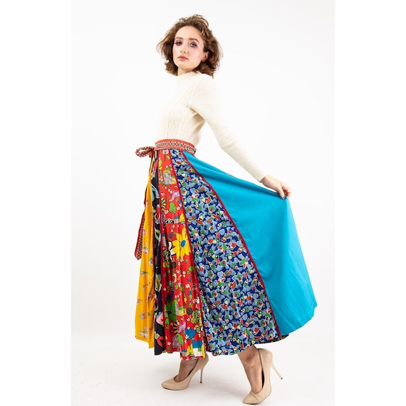 vintage patchwork print skirt 古着　70s Vintage 70s Patchwork Cottagecore Flare Skirt, Hippie Maxi