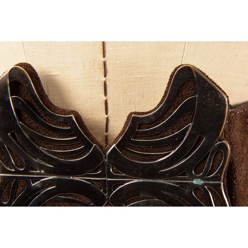 Vintage 1970s Yves Saint Laurent wide suede butterfly belt / XS image 5