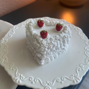 Strawberry Faux Cake Box – White Heart Jewelry Box with Pearls – Handmade Keepsake Decor by Kitty Cakes & Co.