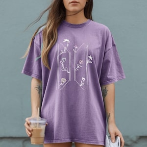 Floral Initial Monogram T-Shirt | Kpop Wildflower Line Art Top Violet