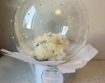 Floral Bobo Balloon: Elegant Artificial Flower Hat Box