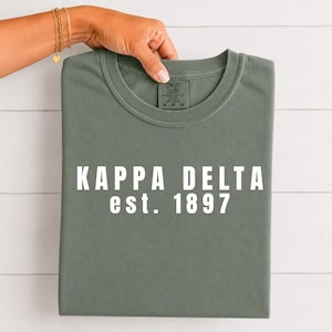 Camiseta Comfort Colors de la hermandad Kappa Delta, regalo de iniciación a la hermandad, regalo para la hermana mayor/menor, semana de iniciación, camiseta KD, regalo del día de la aceptación, ropa de merchandising de Kappa Delta