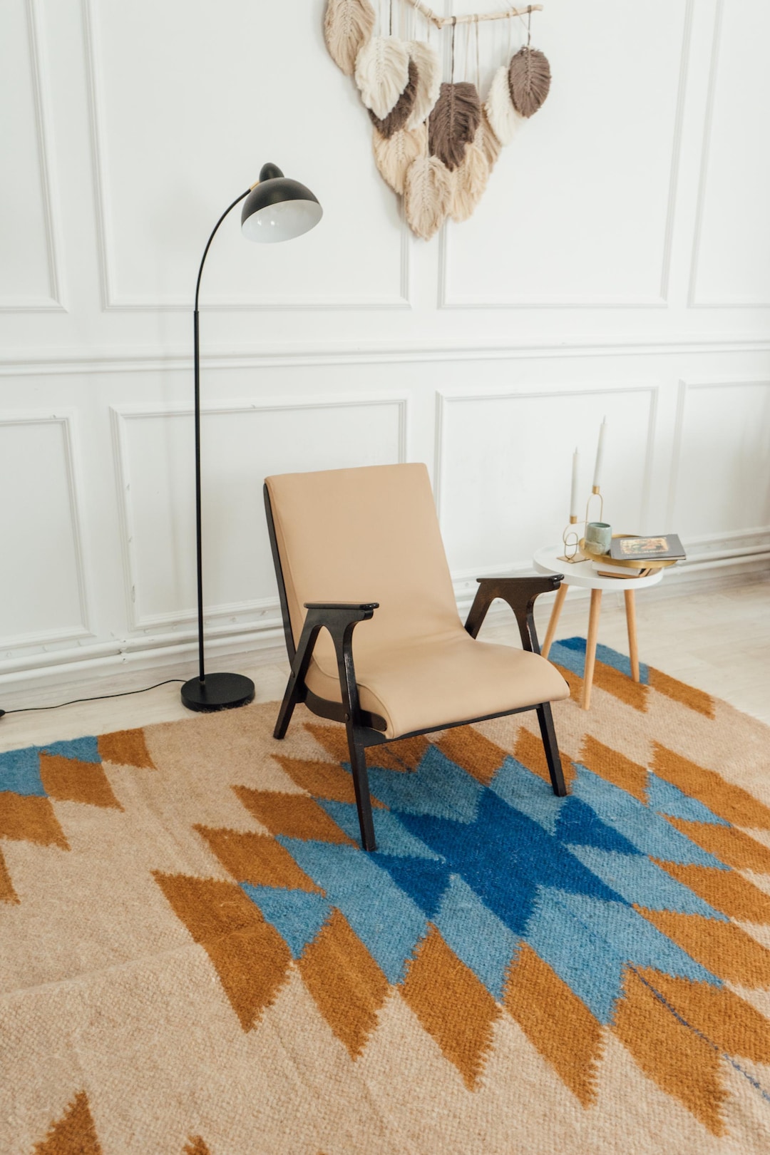 幾何学模様の手織りウールラグ ベージュとブルーの幾何学模様の手織りウールラグ - Etsy 日本