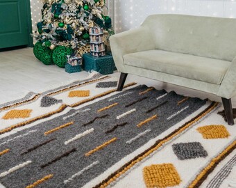 Handvävd ullmatta med senapsgrå och grå textur eller boho-överkast med noppor