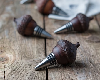 Acorn Wine Stop, Wood Wine Stopper, Hostess Gift, Bottle Stopper, Stocking Stuffer, Drink and Barware