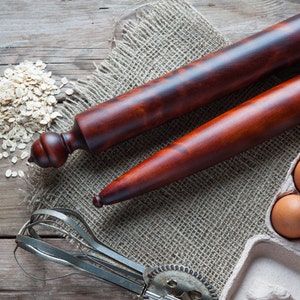 Acorn Pastry Baton, Tapered Rolling Pin, French Pin, Dark Rolling Pin, Wood Wedding Gift image 4