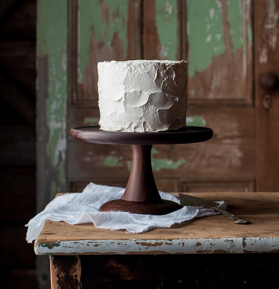 Wooden Cake Turntable For Decorating And Icing