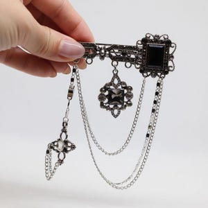 Broche de cadena gótica negra, broche de solapa estilo academia oscura, broche de estrella celestial, broche de chaqueta estilo victoriano, regalo de joyería gótica