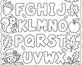Könnte beinhalten: Eine schwarz-weiße Malvorlage mit dem Alphabet von A bis Z in fetten Großbuchstaben. Das Design ist mit herbstlichen Illustrationen verziert, darunter Kürbisse, Ahornblätter, eine Eichel, ein Eichhörnchen und eine Vogelscheuche.