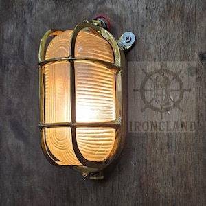 Applique murale cloison en laiton – applique murale en forme de cage en verre nervuré, lampe marine nautique | Douille E27, style vintage intérieur/extérieur