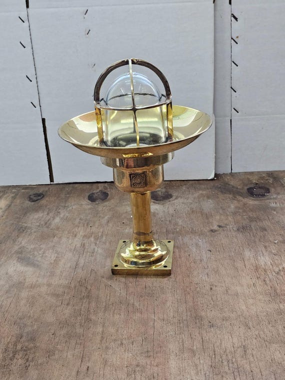 真鍮製の航海用ケージライト：ヴィンテージの海事産業用ランプ - Etsy 日本