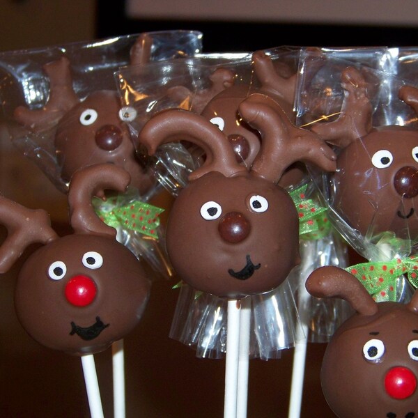 Christmas Rudolph the Red-Nosed Reindeer & Friends Cake Pops