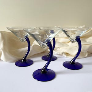 Set of 4 Vintage Cobalt Blue Curved Stem Martini Glasses – Modern Cocktail Glassware - MCM Barware Decor