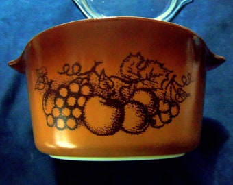 Brown Pyrex Old Orchard Casserole with Fruit Design,  One Quart, Rare