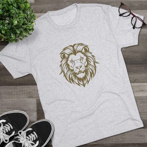 Vintage Lion Graphic Tee, Retro Animal Shirt, Vintage Lion T-Shirt, Trendy Lion Tee, Vintage Lion Shirt, Lion Lover Gift, Graphic Tee for