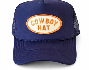 Cowboy Hat Trucker Cap – Funny Western Hat – Vintage Style Mesh Snapback – Country Gift for Men & Women