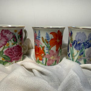 Lenox Suzanne Clee Flower Blossom Mug | Fine Porcelain Floral Coffee Cup, Gold Rim