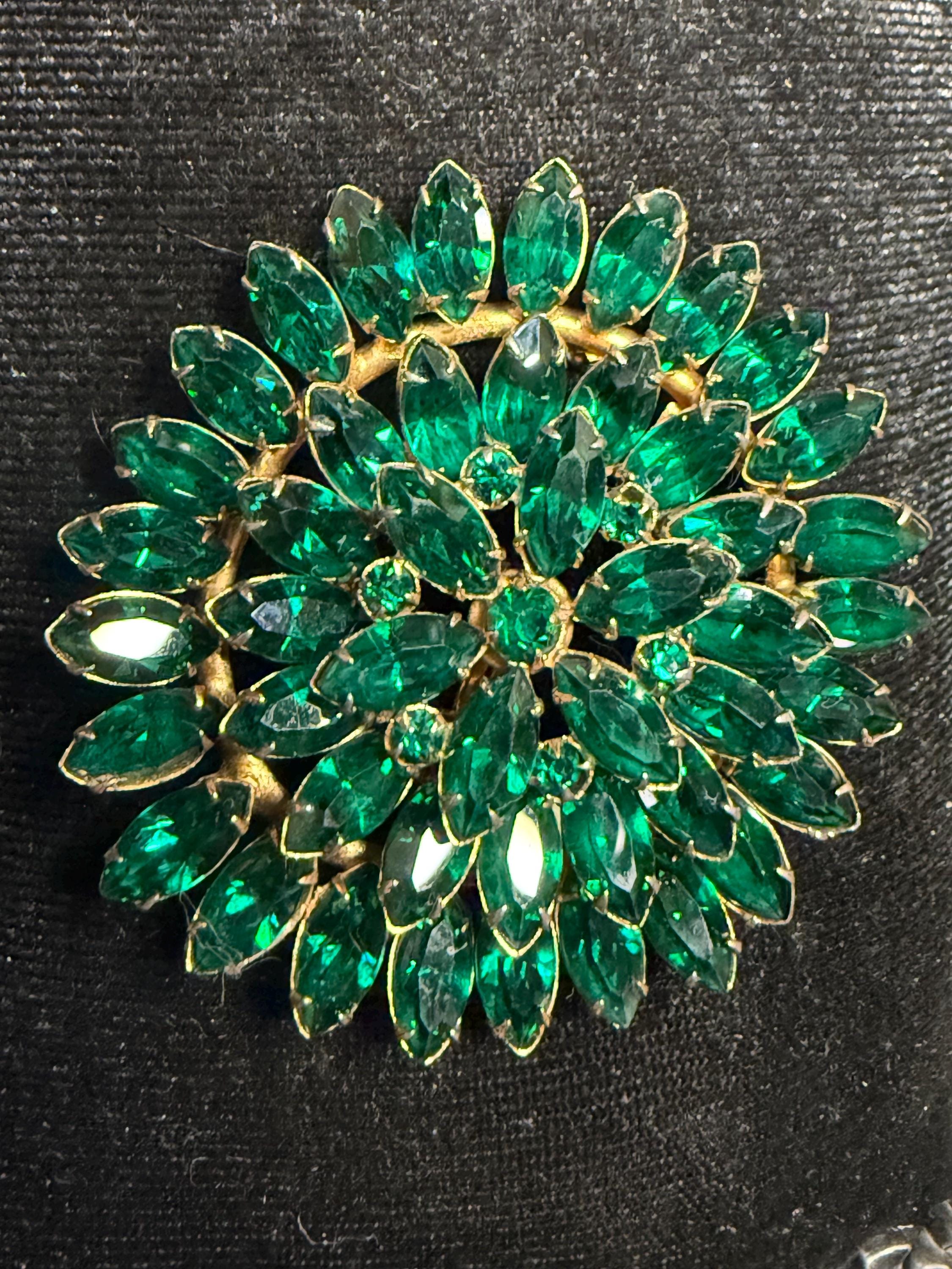 Vintage Emerald Green Rhinestone Brooch - Etsy