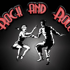 Puede incluir: Ilustración gráfica en blanco y negro de una pareja bailando con las palabras "ROCK AND ROLL" en rojo, letras delineadas. La imagen tiene un estilo retro y vintage, con un fondo oscuro.
