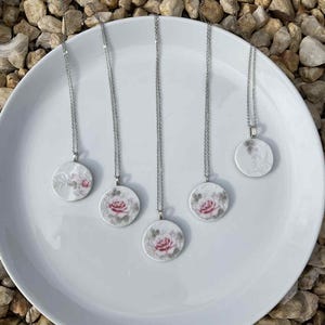 Rose Plate Pendant Necklaces