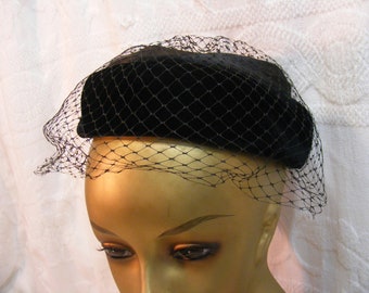 Vintage Woman's Union Made Velvet and Satin Pill Box Hat, Netting