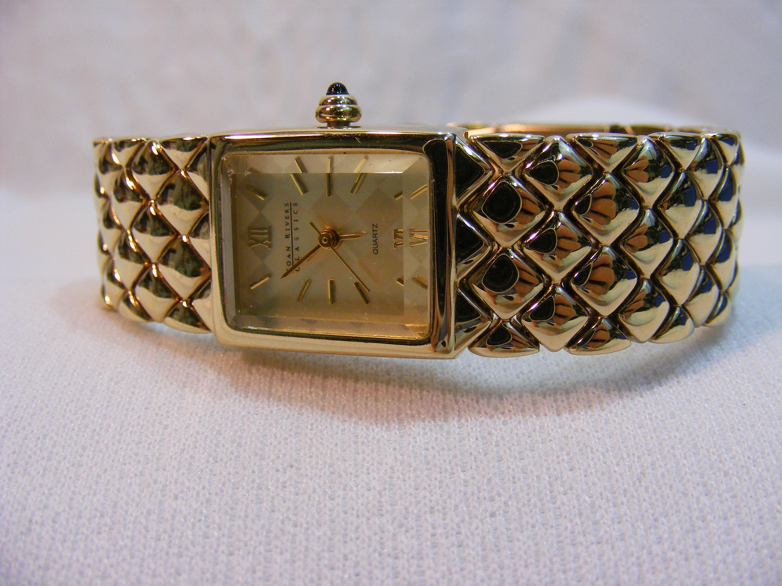 Joan Rivers Quilted Gold Band Beveled Glass Analog Women display picture 3