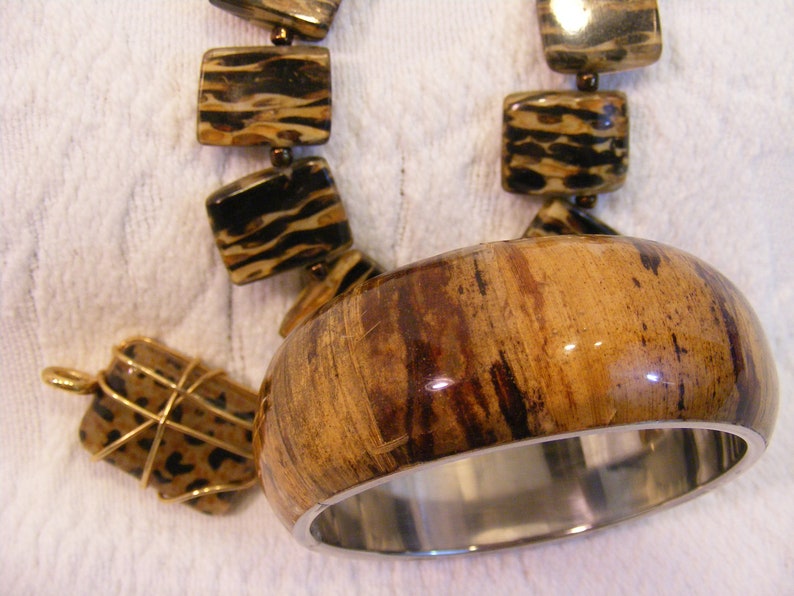 Curated Collection Tropical Woodgrain Bangle, Necklace, Pendant image 6