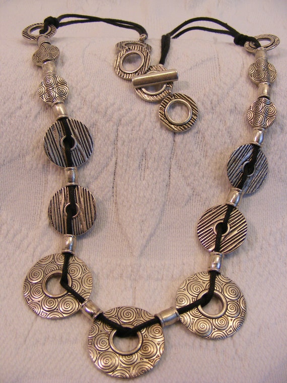 Chico's Statement Pendant, Large Art Statement Ne… - image 2