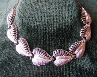 Silvertone Leaf theme choker 1960's