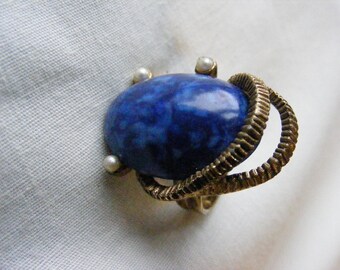 Vintage Modernist Faux Blue Lapis Cabochon, Adjustable Ring