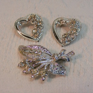 Vintage Like New Paste Pot Metal Rhinestone Pins