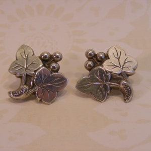 Sterling Grape Cluster Screw Back Earrings image 3